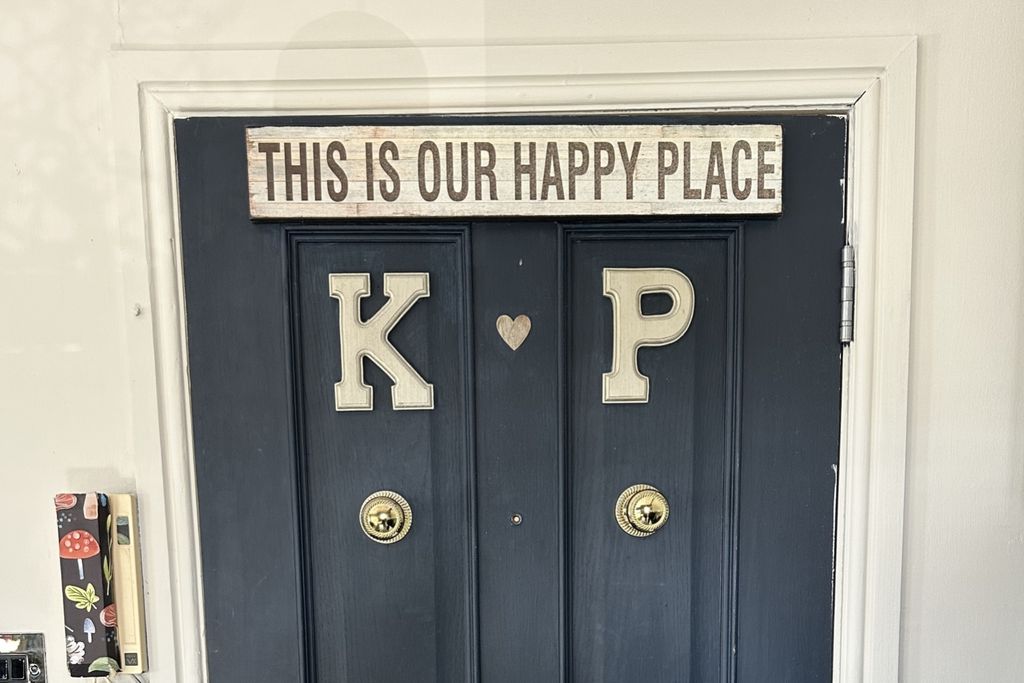 Property photo 2 of 7 Your New Happy Place