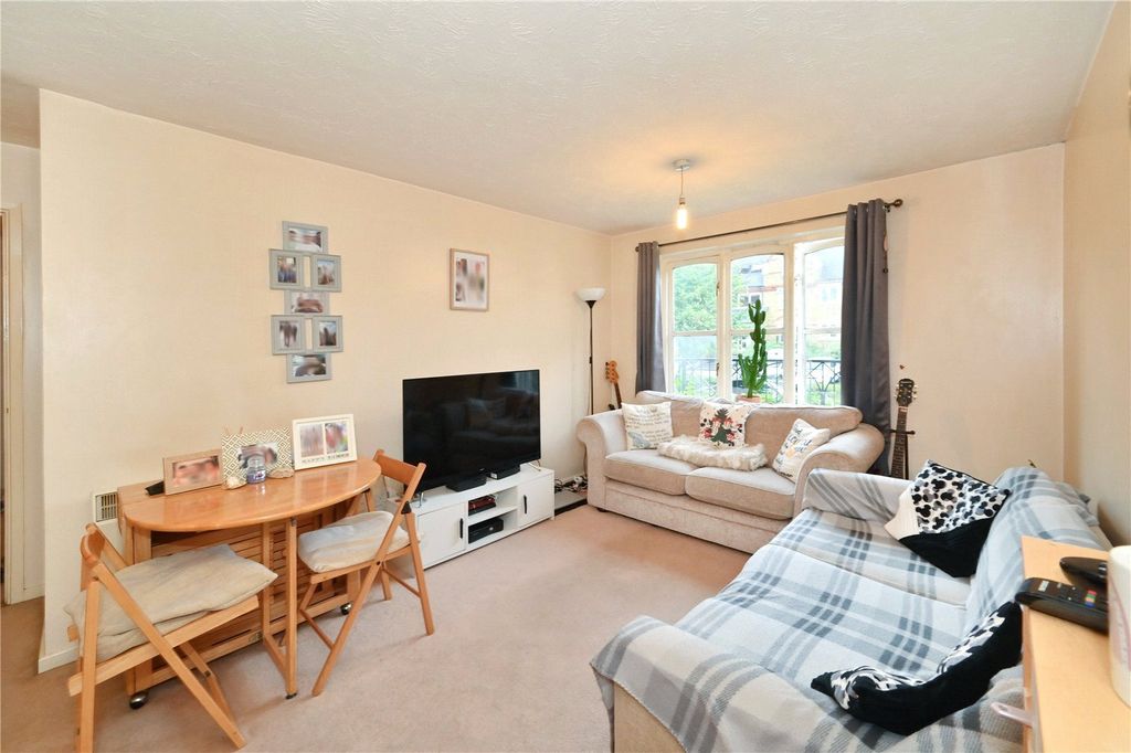 Property photo 1 of 9 Picture No. 03
