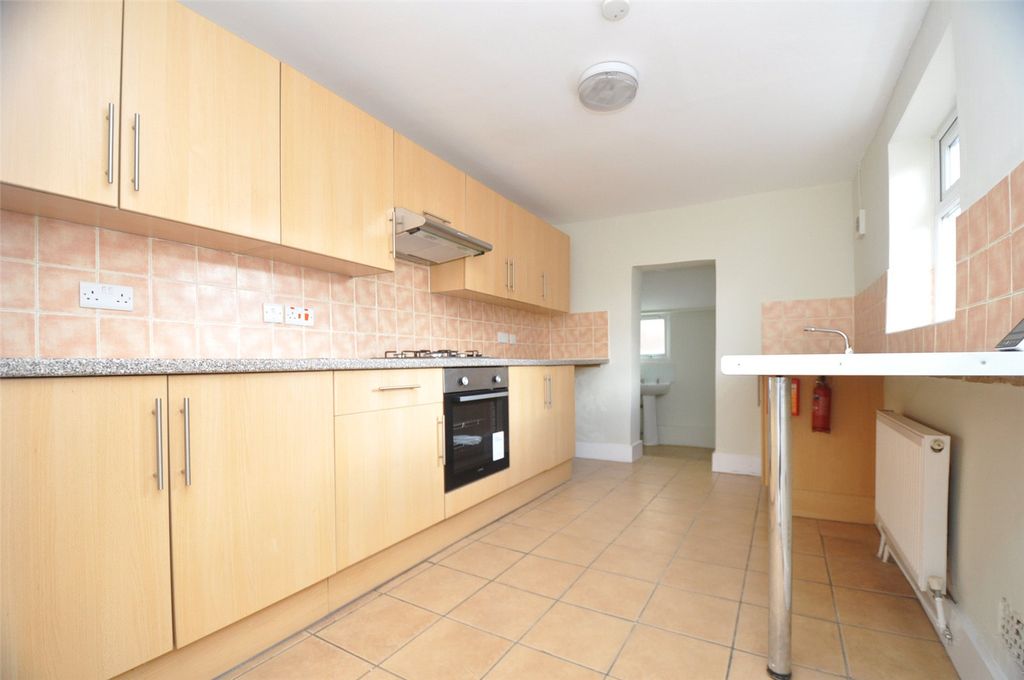 Property photo 3 of 11 Picture No. 04