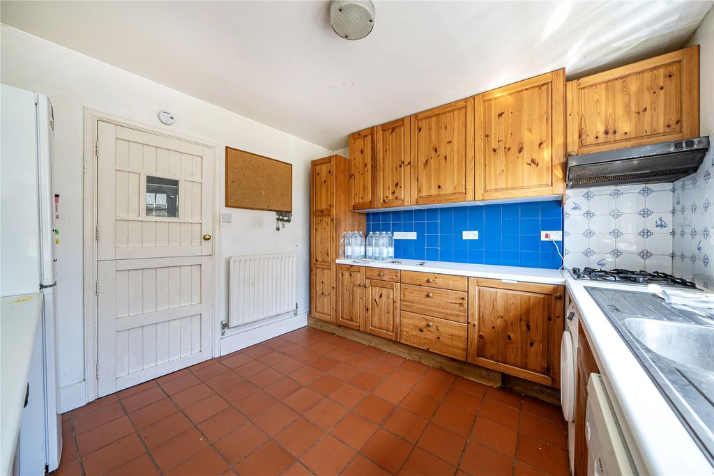 Property photo 2 of 16 Picture No. 47