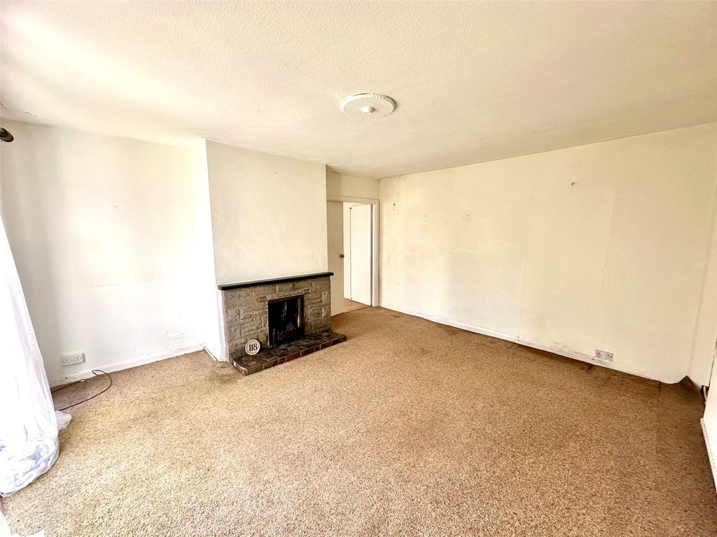 Property photo 2 of 13 Picture No. 04