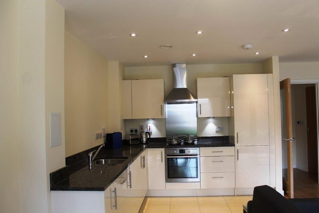 Property photo 3 of 6 Kitchen