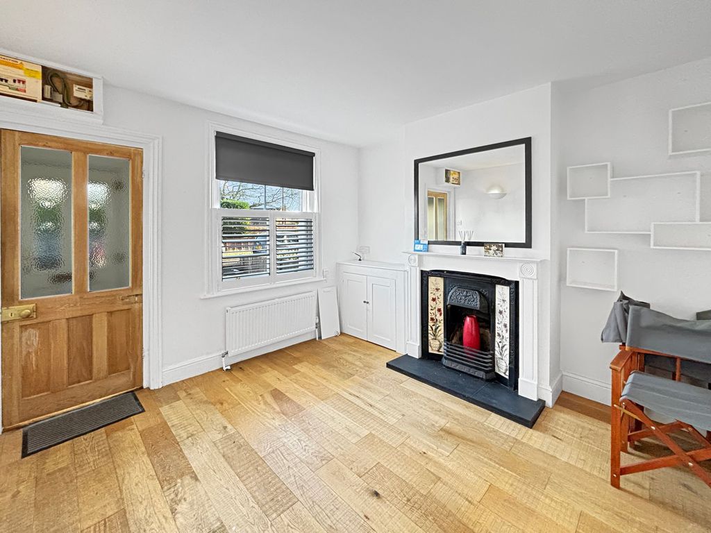 Property photo 2 of 16