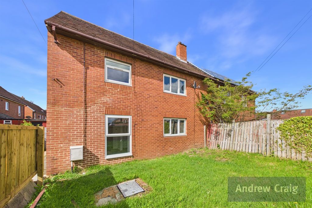 Property photo 1 of 15 (Main)