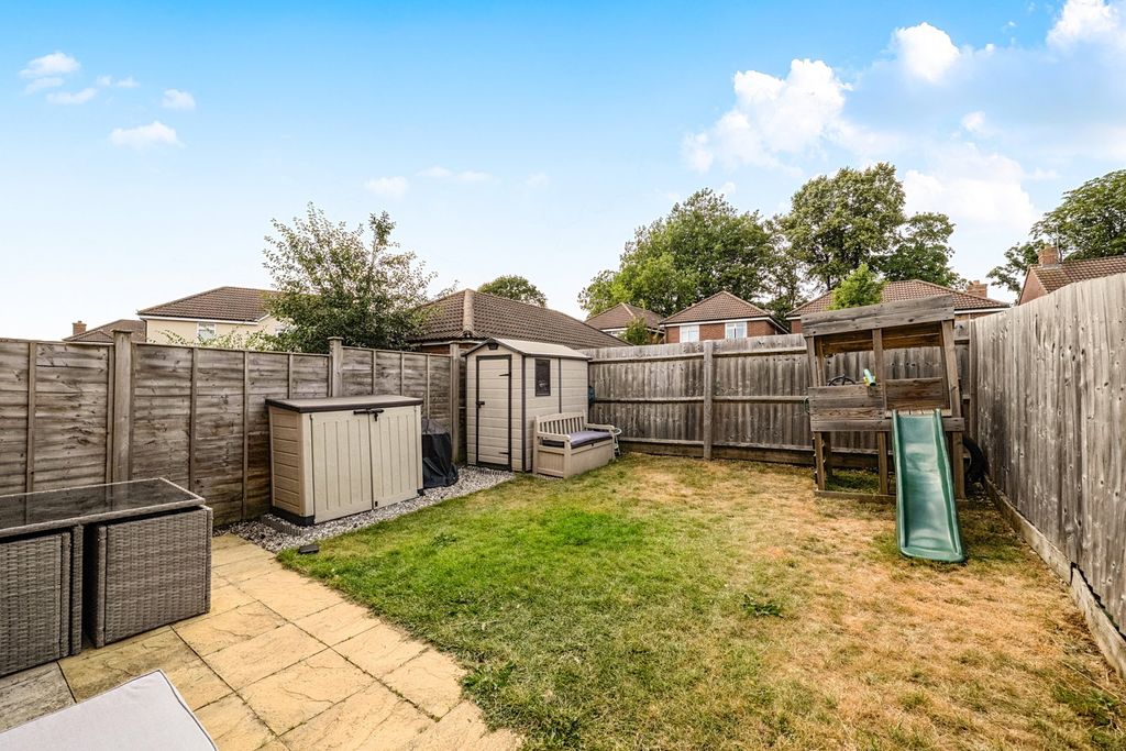 Property photo 2 of 19