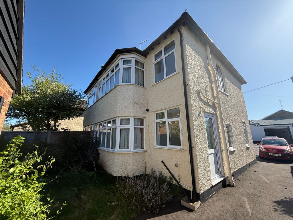 Property photo 2 of 7