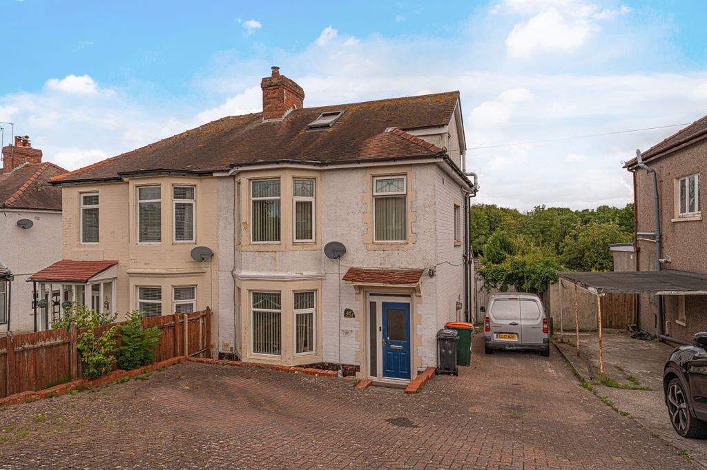 Property photo 1 of 37