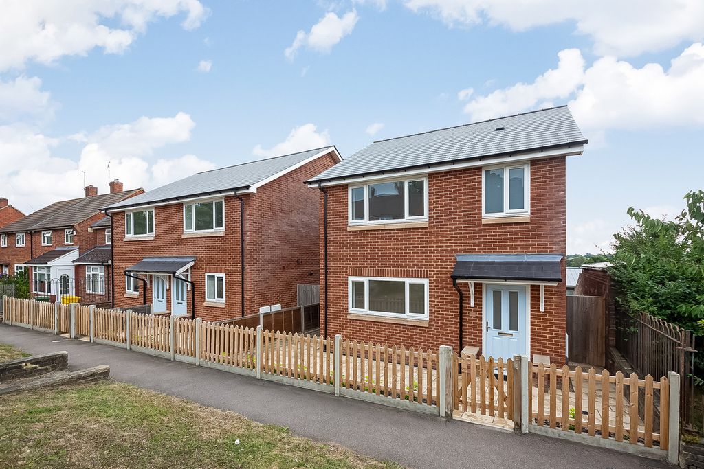 Property photo 2 of 15