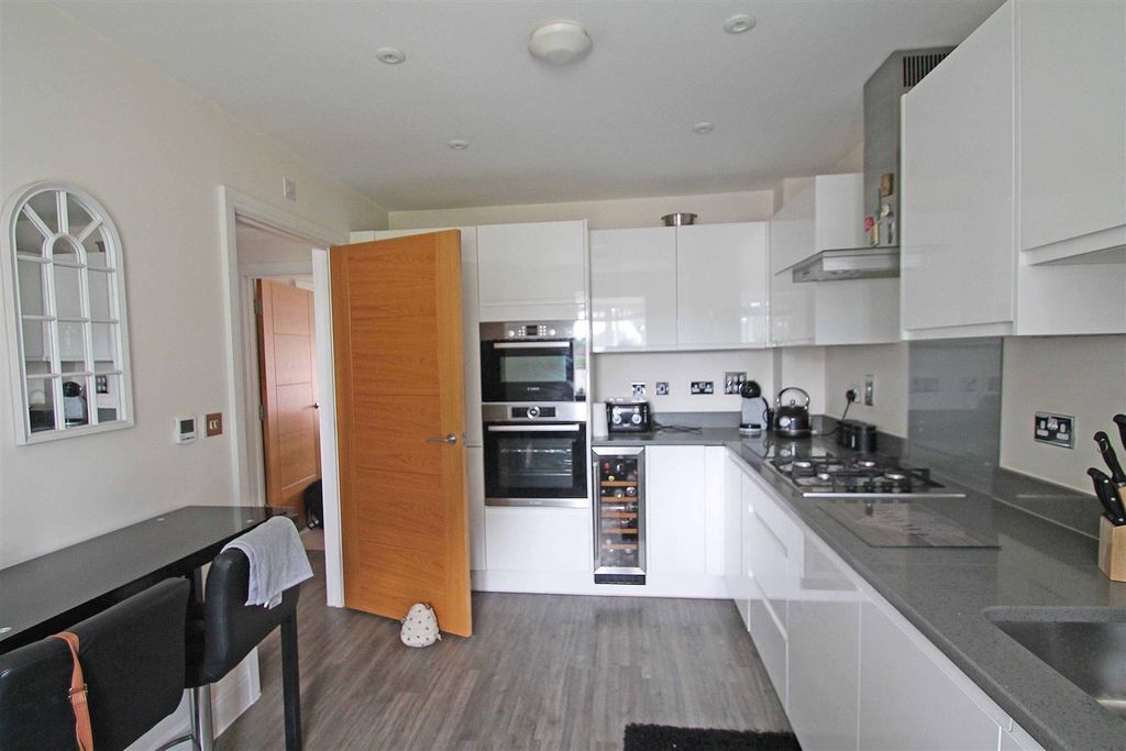 Property photo 2 of 13 Kitchen
