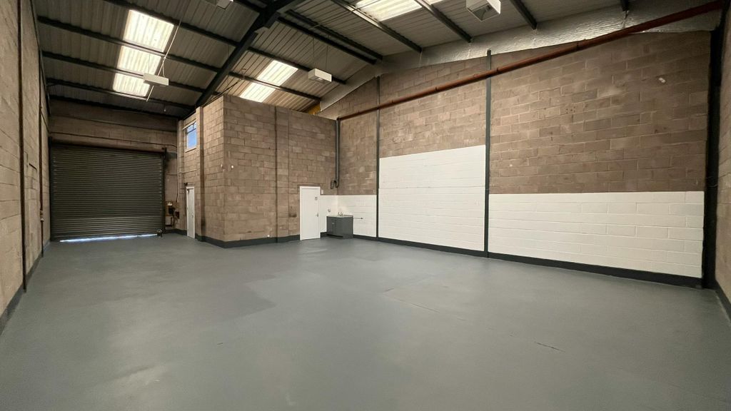 Property photo 3 of 8 Img_2105.Jpeg