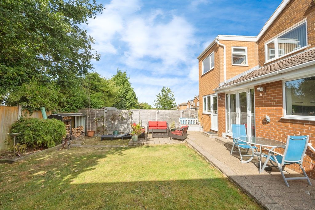 Property photo 3 of 23