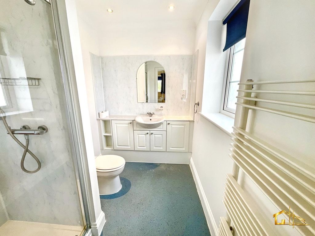 Additional image 8 of 3 bed flat for sale22 Bedford Avenue, Bexhill-On-Sea TN40