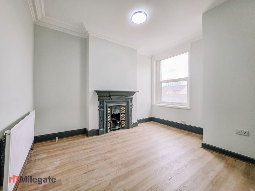 Property photo 2 of 9 Photo 2