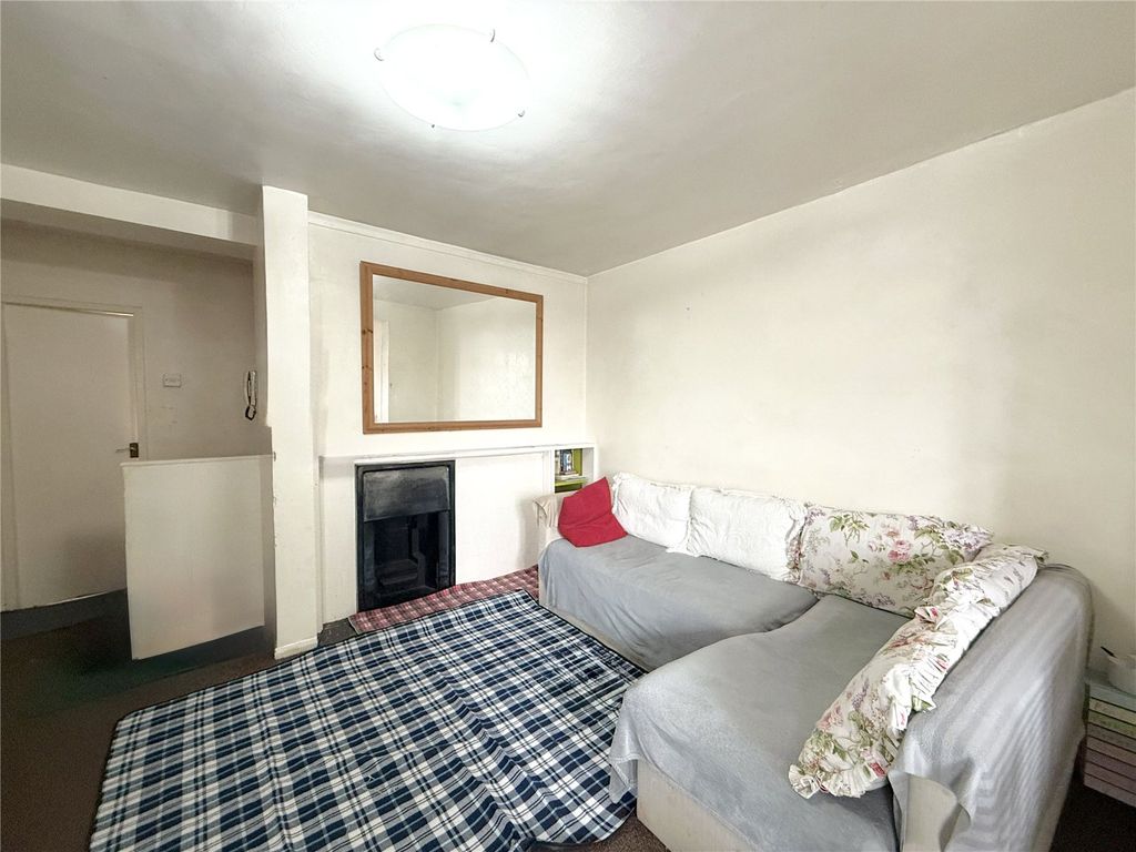 Property photo 3 of 12 Picture No. 04