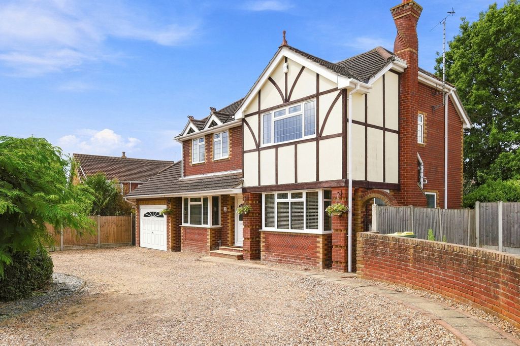 Property photo 1 of 28