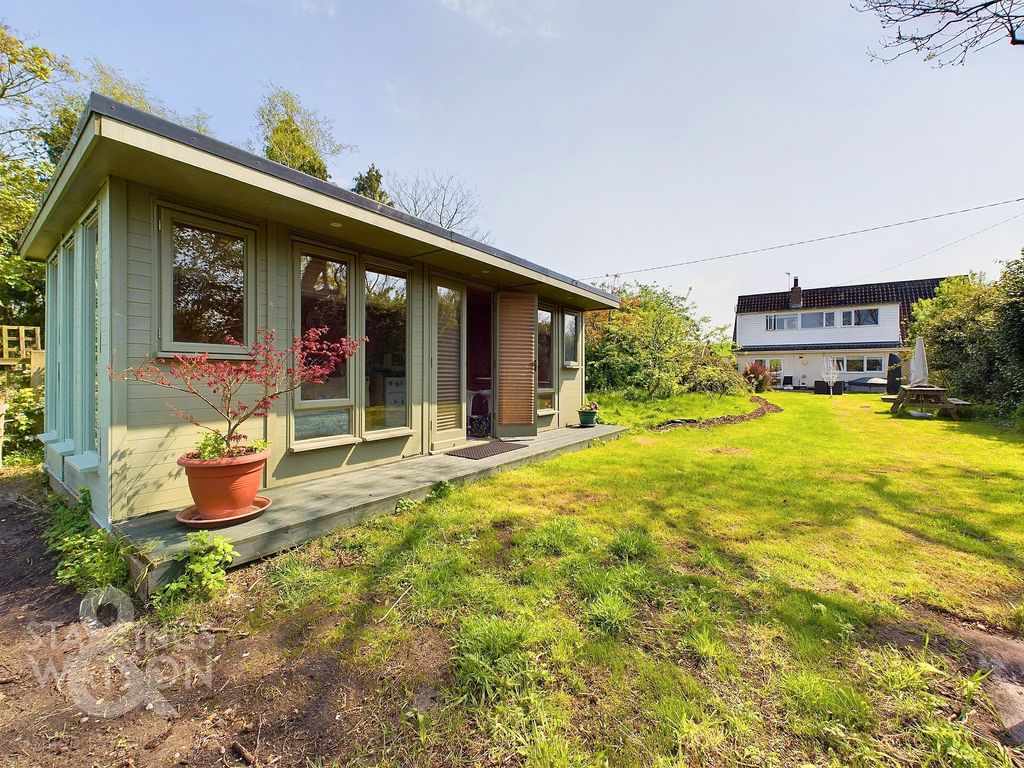 Property photo 3 of 28