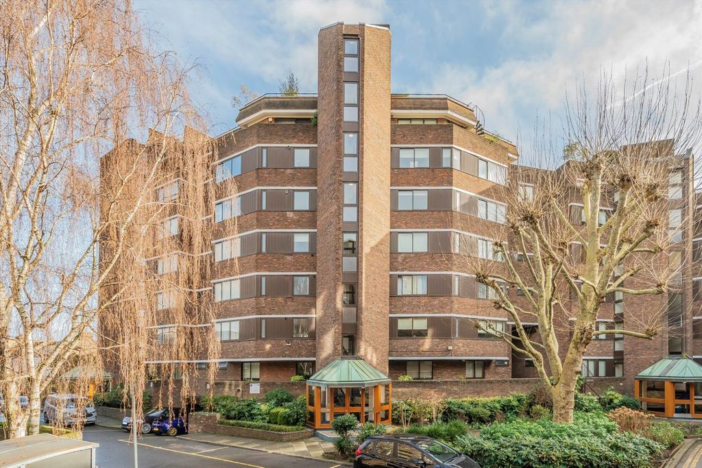 Property photo 1 of 5