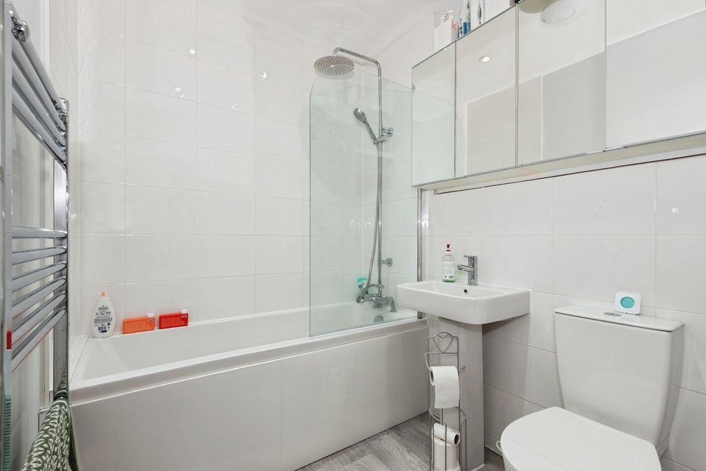 Property photo 2 of 11 Photo