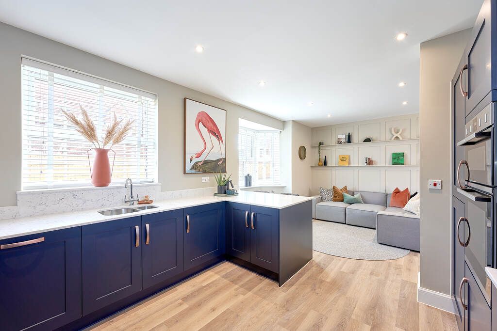 Property photo 2 of 11 Vistry Orchard Green Aylesbury The Maple 250423 384