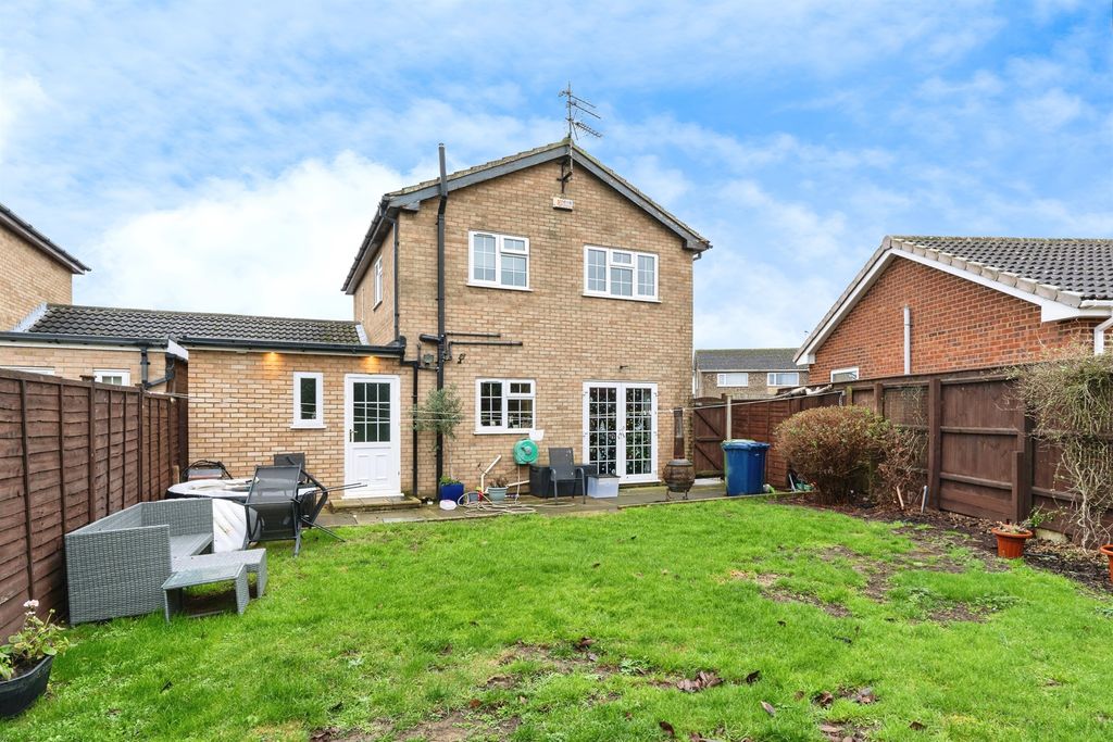 Property photo 2 of 15