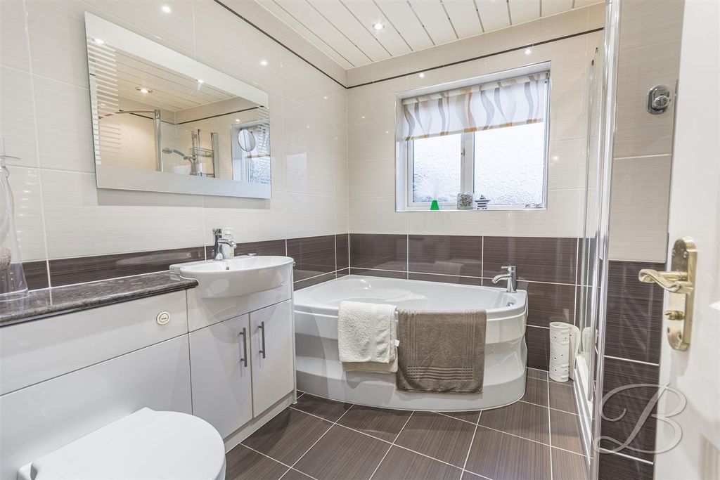 Property photo 3 of 31 Ccltd-19.Jpg