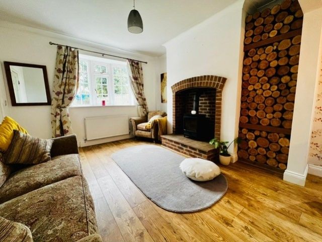 Property photo 2 of 9 2