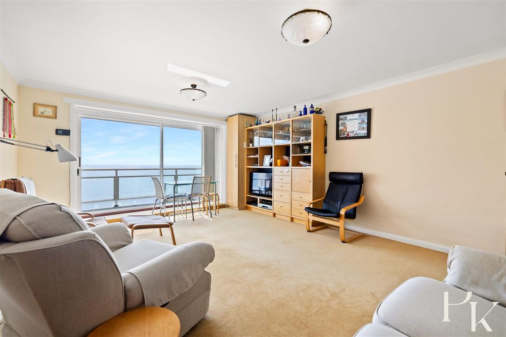 Property photo 2 of 18 Living Room