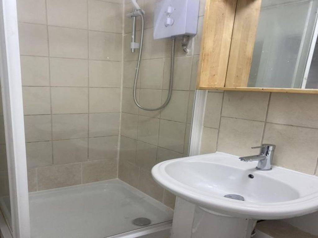 Property photo 2 of 3
