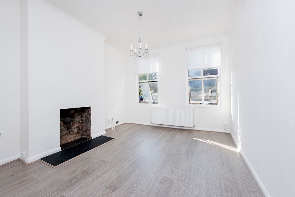 Property photo 1 of 14 W02