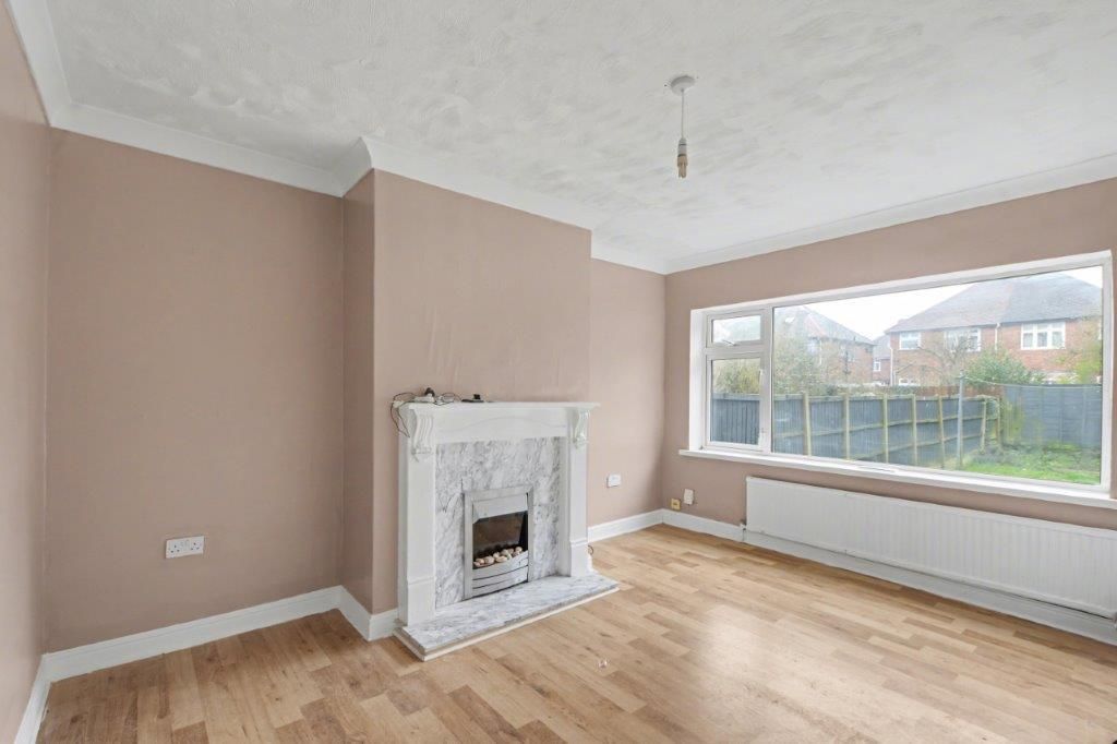 Property photo 3 of 14 Dining Room.Jpg