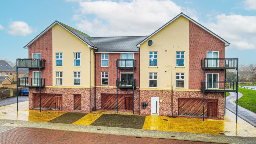 Property photo 1 of 11 4802973