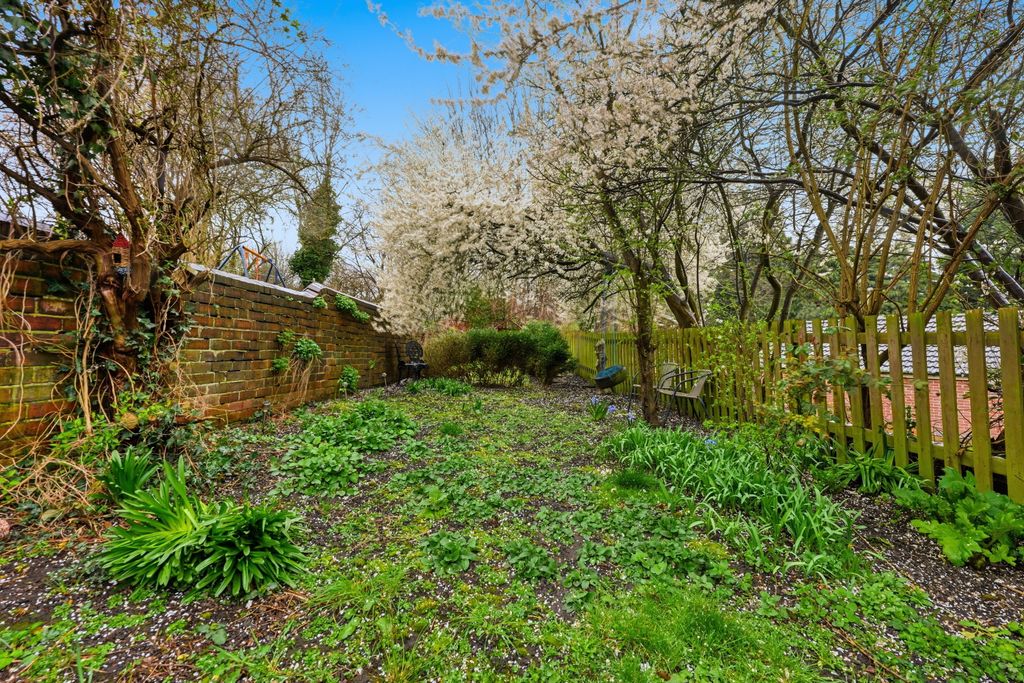 Property photo 3 of 28 4d88E81Eef491Be40F9d4c1cc4Afb8872A6697F7.Jpg