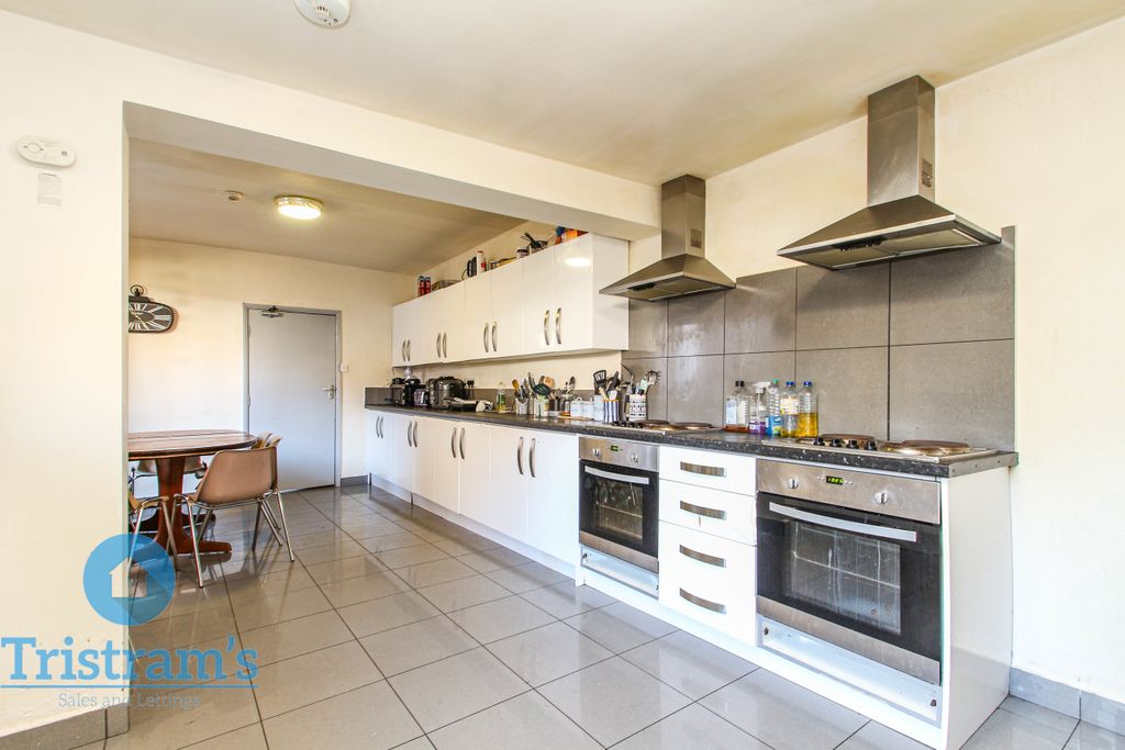 Property photo 2 of 29 Img_6389