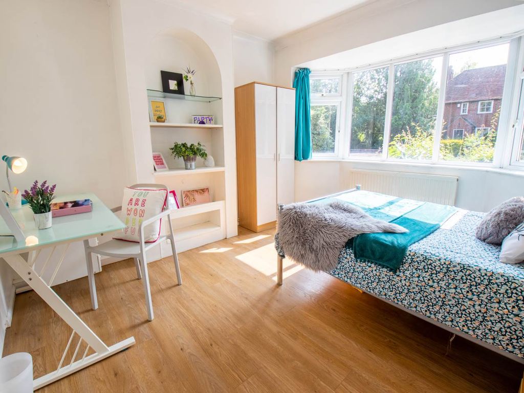 Property photo 2 of 18 Downstairs Bedroom