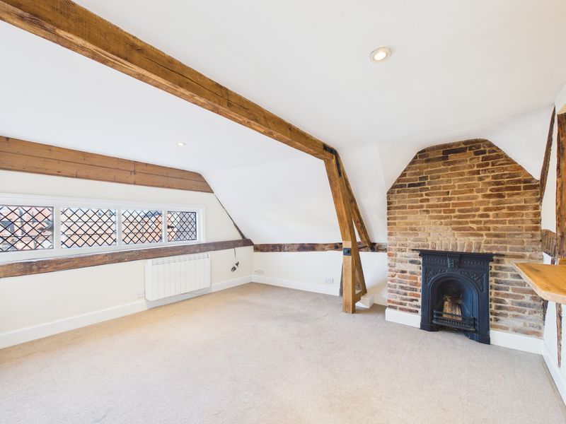 Property photo 3 of 9 Photo 9