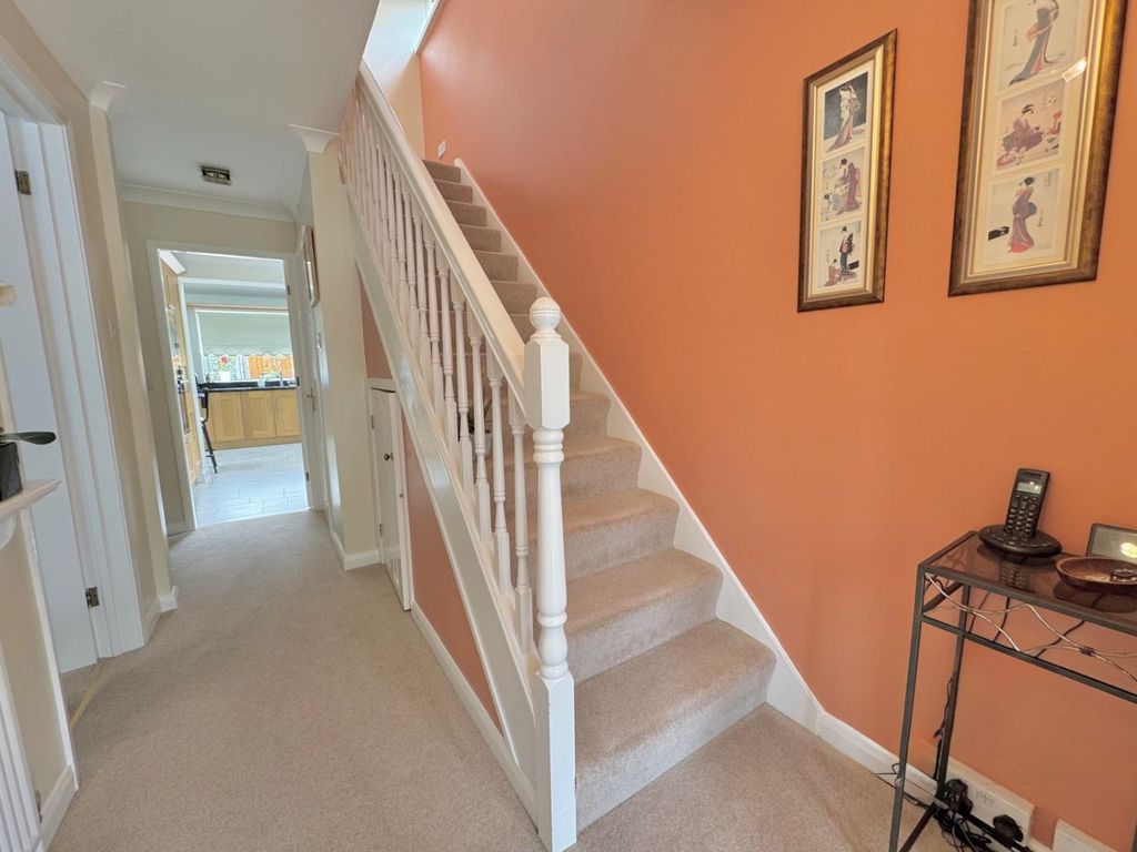 Property photo 3 of 26 71Ed5E4A-7B0B-4Ab4-9324-8404A2Ebc7A1