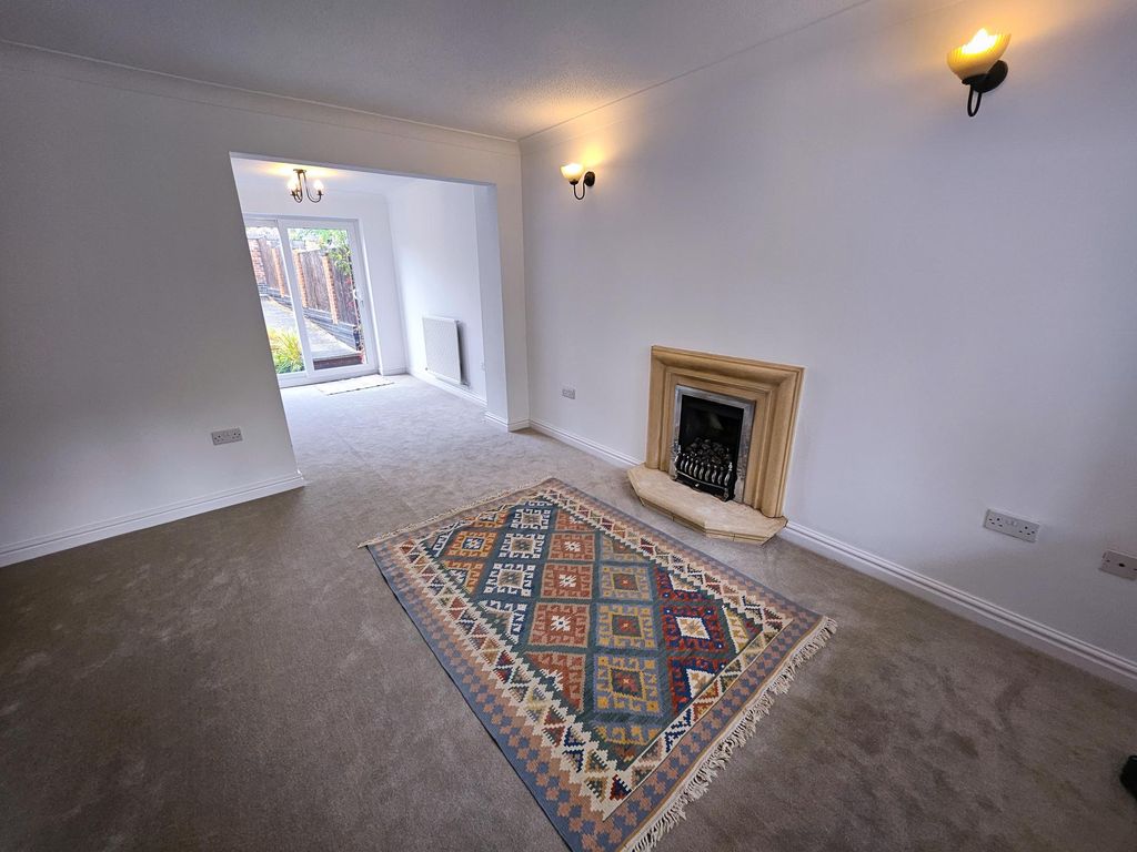 Property photo 3 of 22 Image