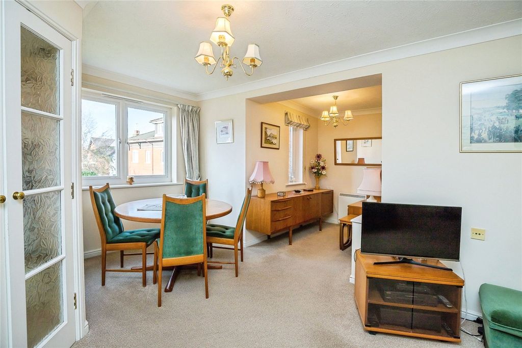 Property photo 3 of 12 Living Room