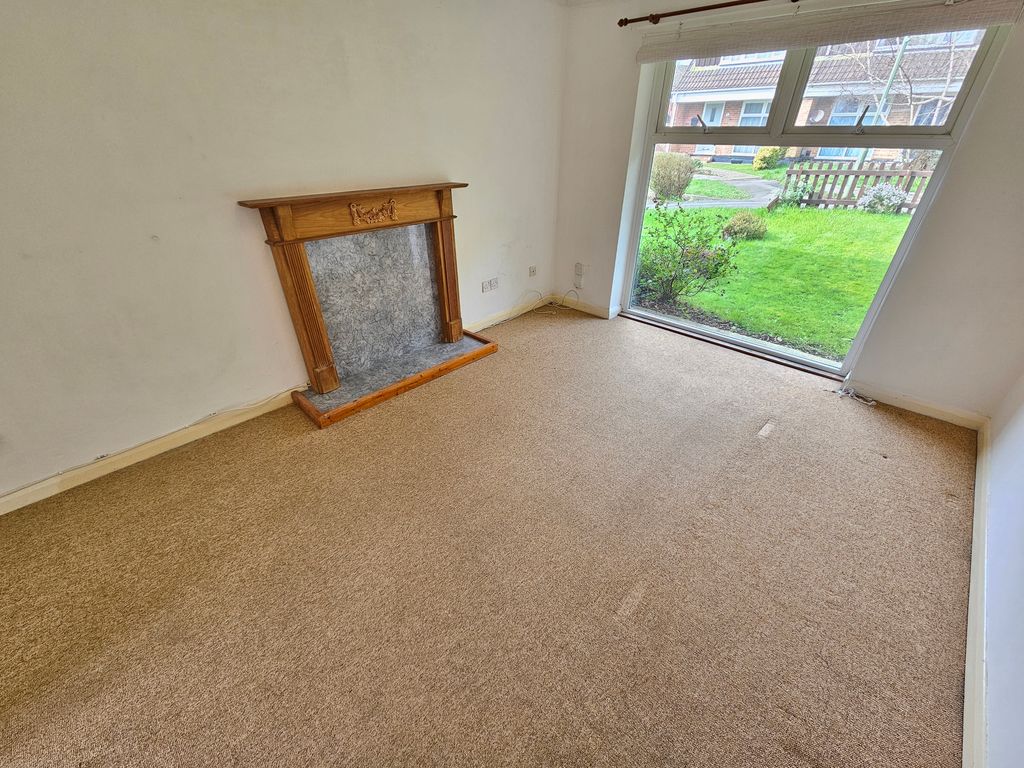 Property photo 3 of 14