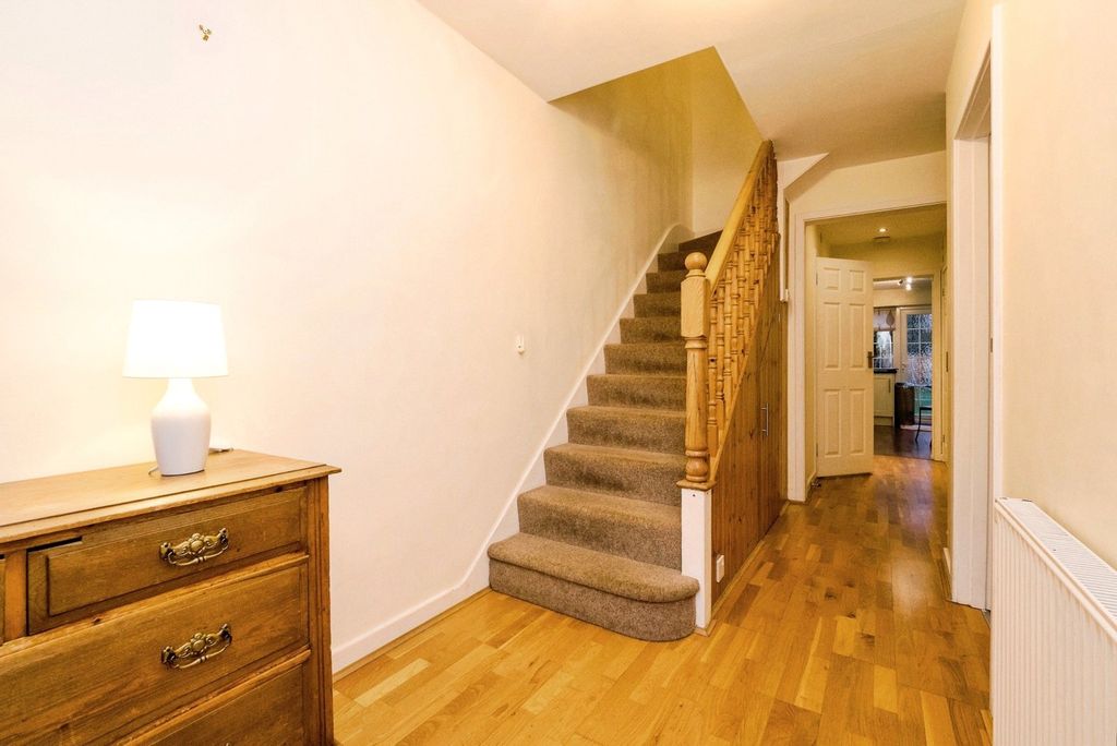 Property photo 2 of 23 Pbox-Img.Jpg