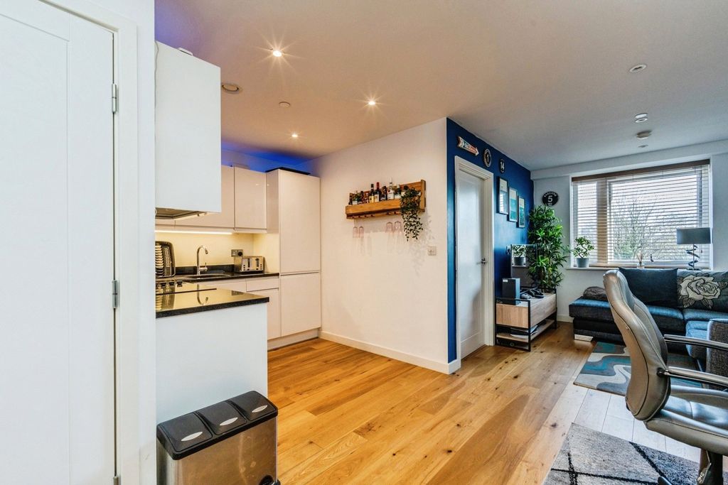 Property photo 3 of 10 Picture No. 09