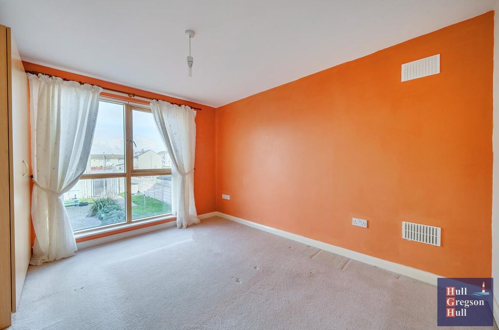 Additional image 13 of 2 bed flat for saleGrangecroft Road, Portland DT5