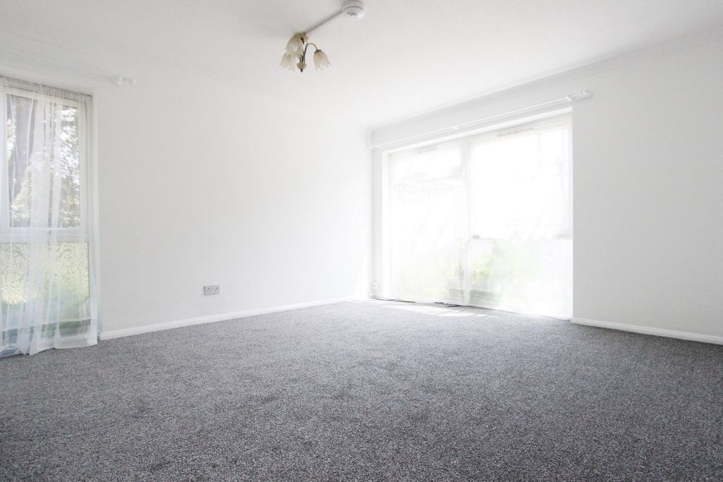 Property photo 2 of 10 Photo 6