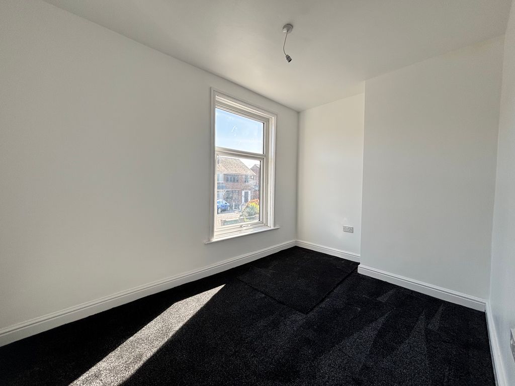 Property photo 1 of 11 Front Bedroom