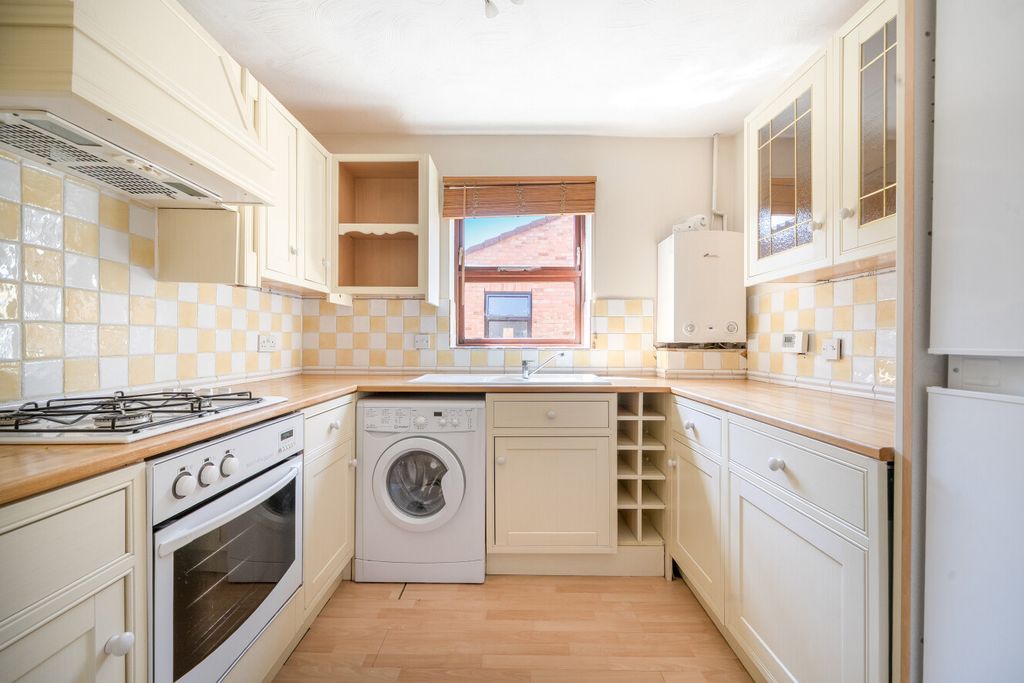 Property photo 3 of 9 1483166-6-6A3A9A4...