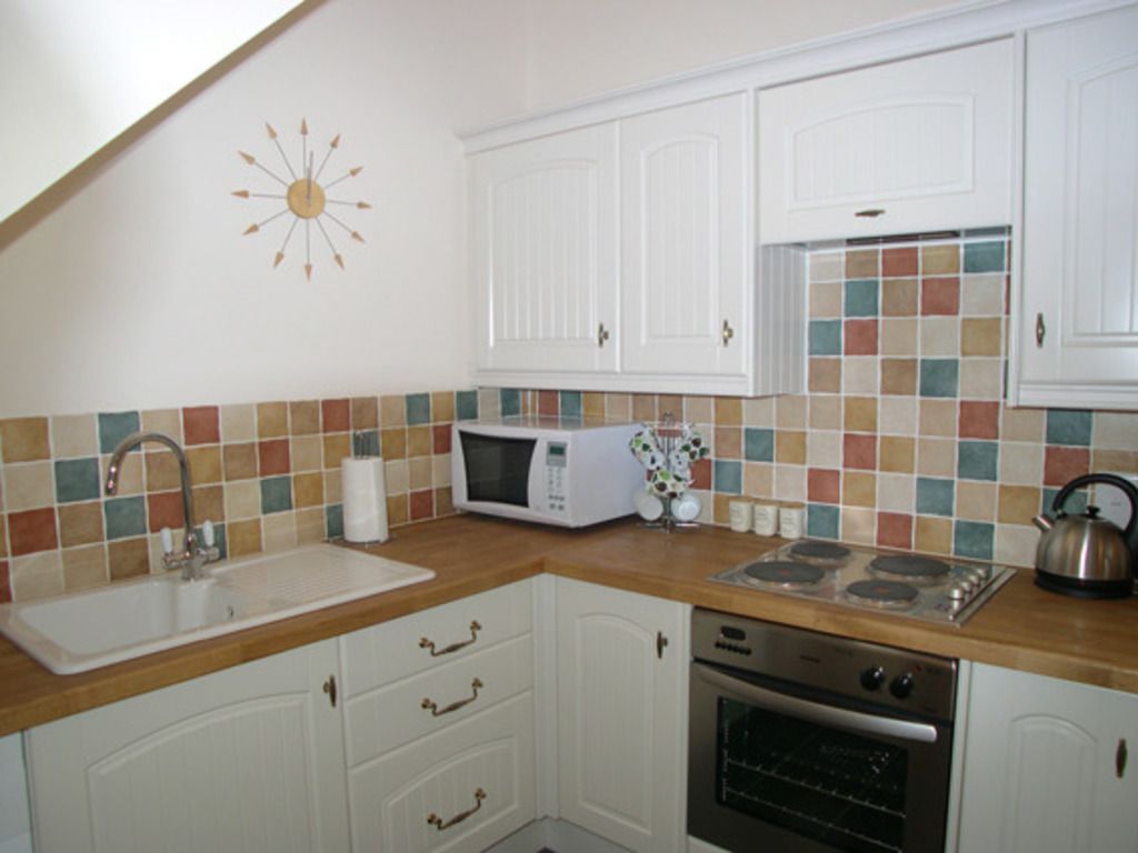 Property photo 3 of 6