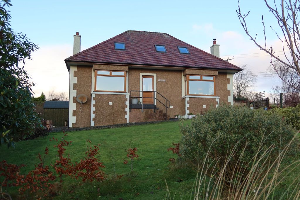 Property photo 3 of 46