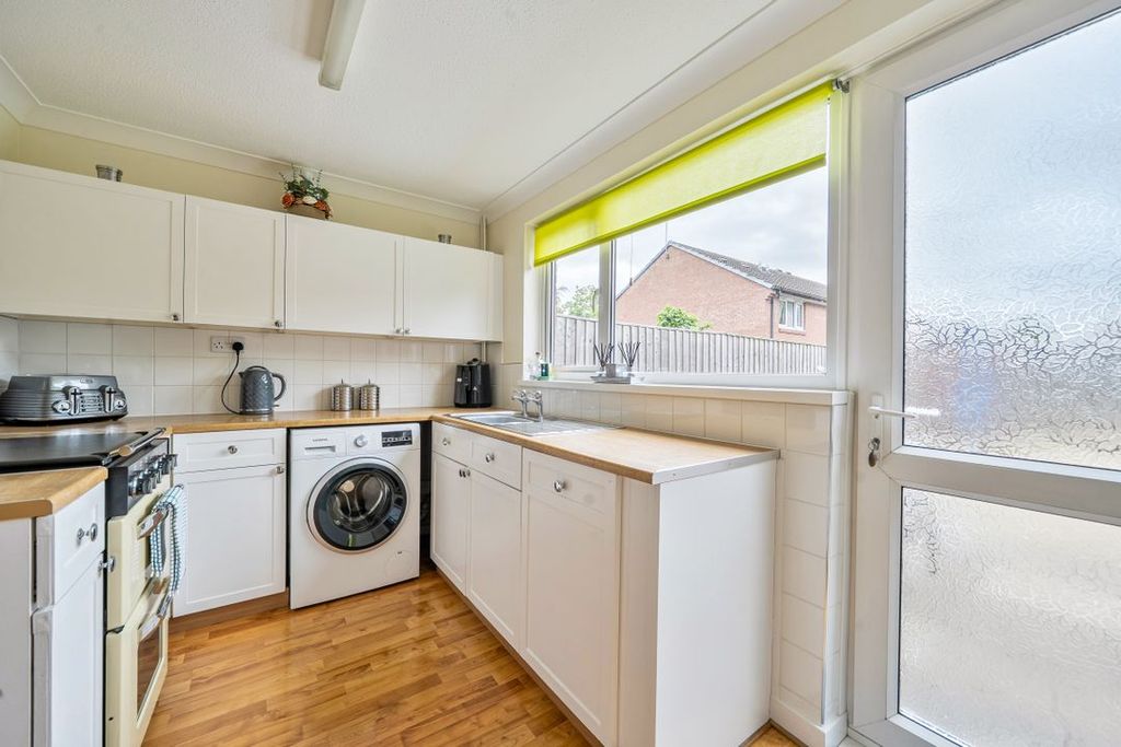 Property photo 2 of 11 145493976A01B19Fa2244