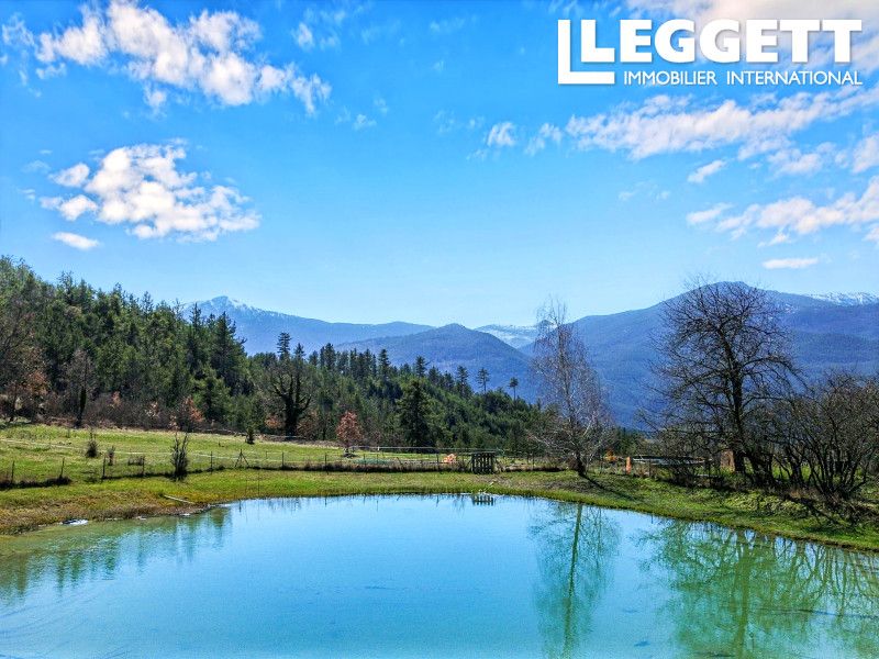 Property photo 2 of 10