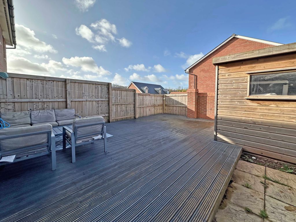 Property photo 2 of 15